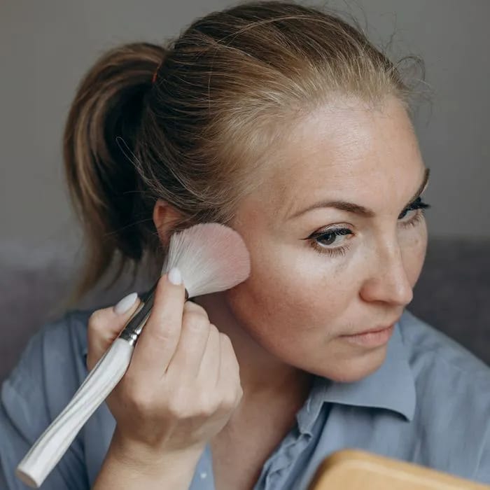 3 foundation mistakes that can make mature skin look dry and patchy ...