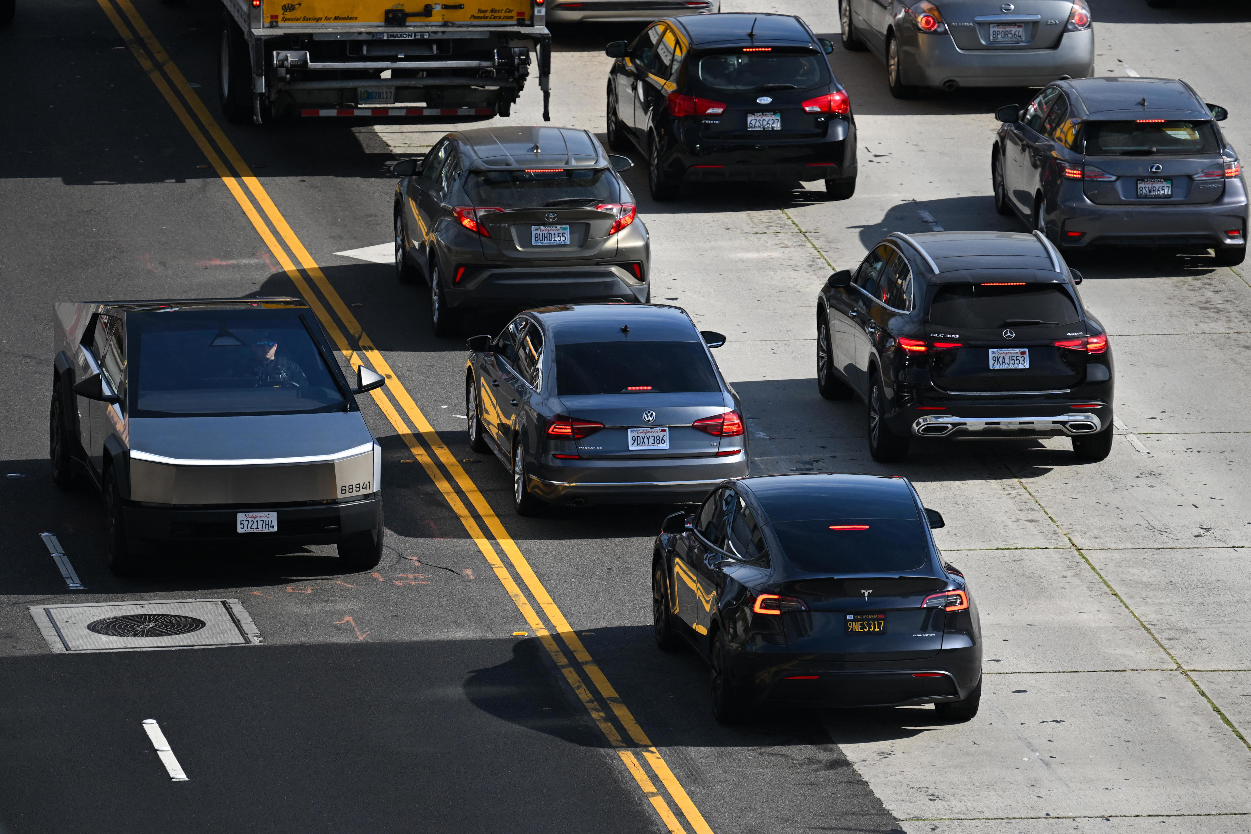 LA.'s first speed enforcement cameras now in effect