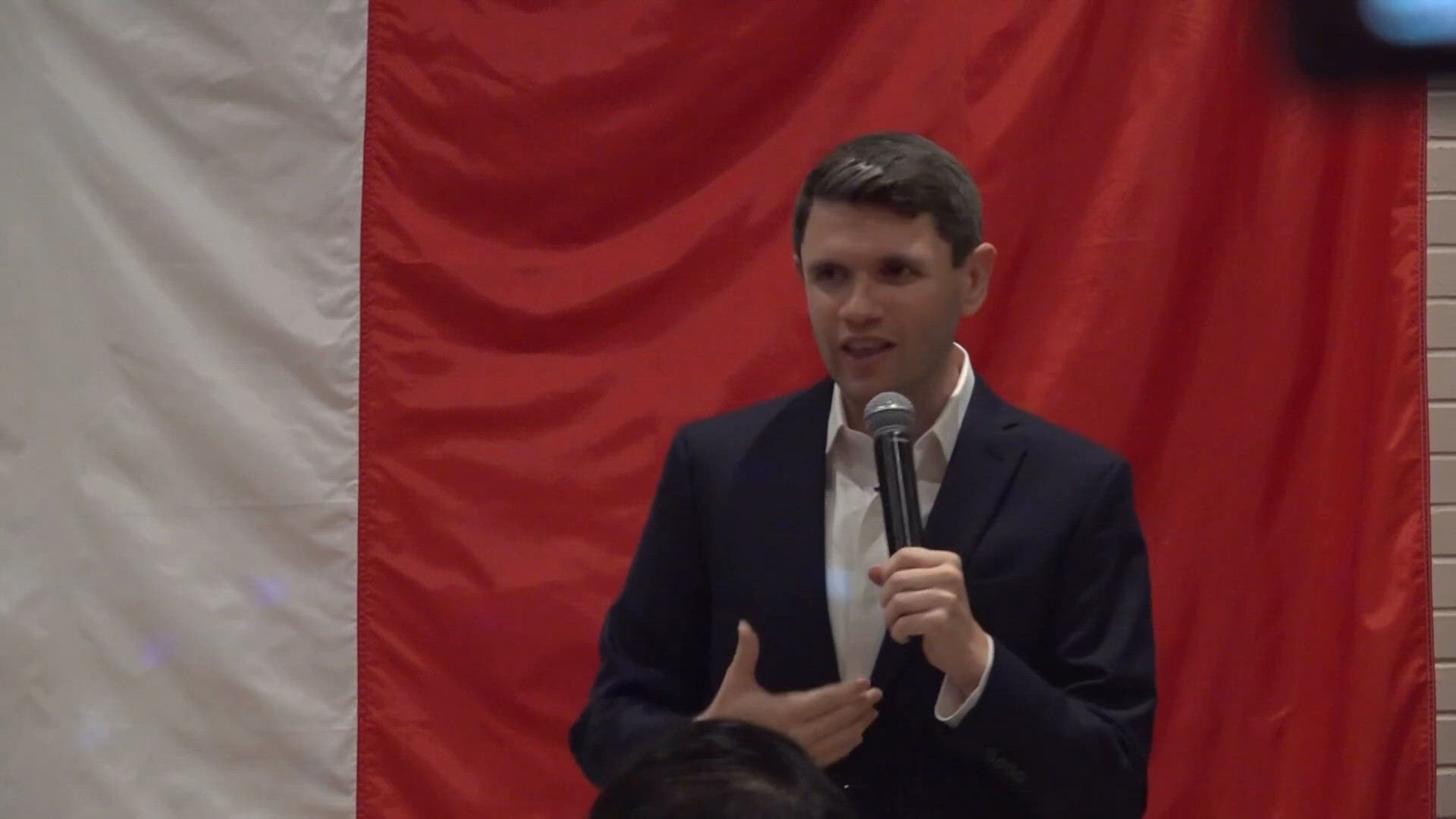 Talarico delivers message to voters in Temple, says 