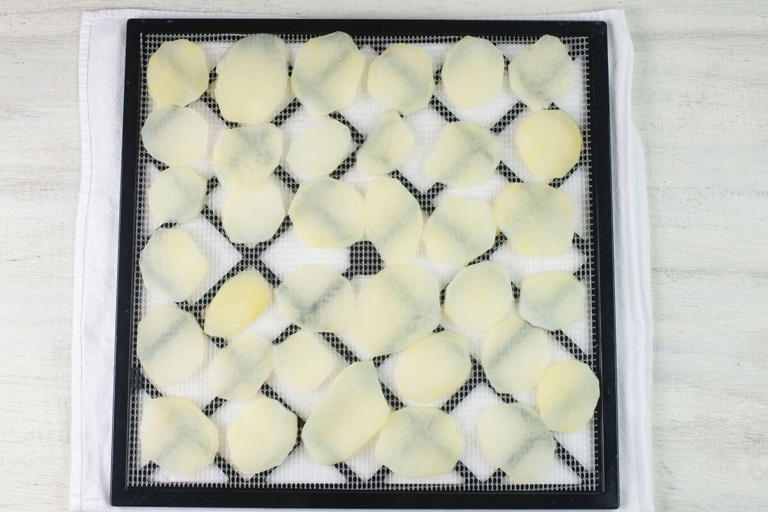 How to dehydrate scalloped potatoes