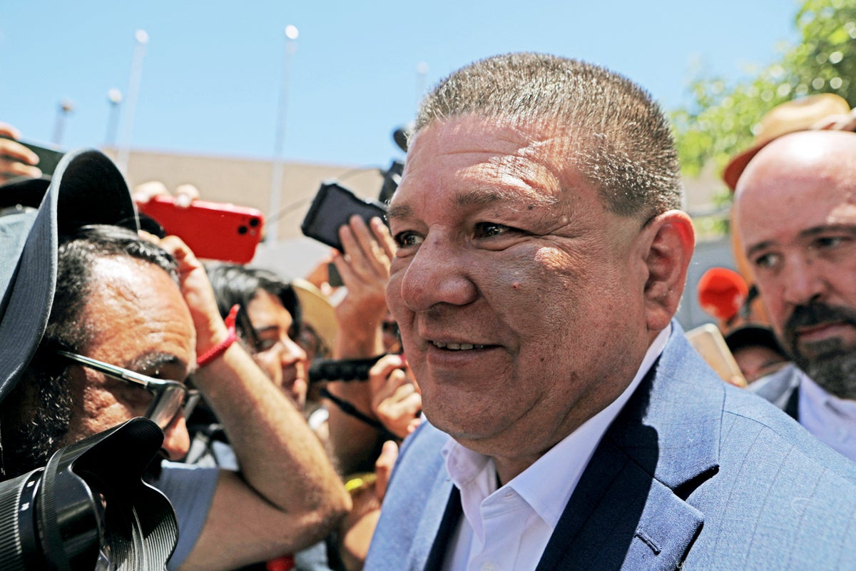 Mexican official to face treason trial over secret CIA raid
