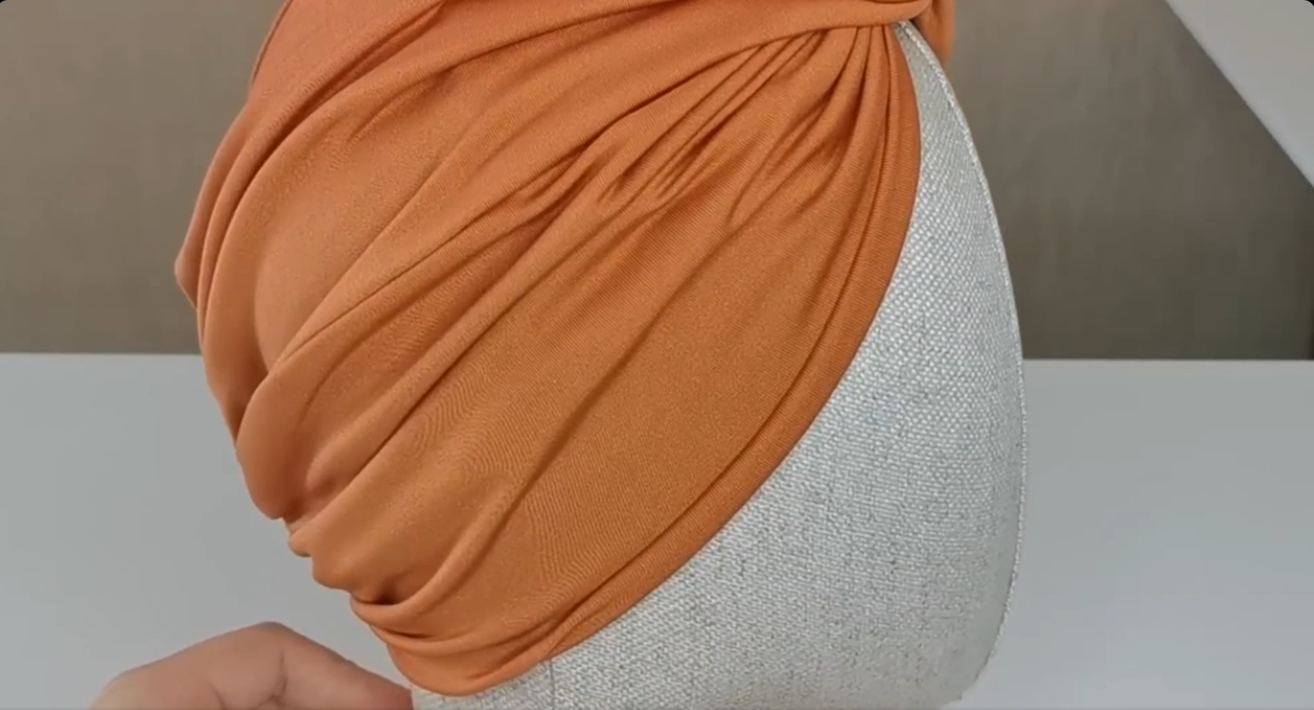 Creating a turban with simple styling techniques