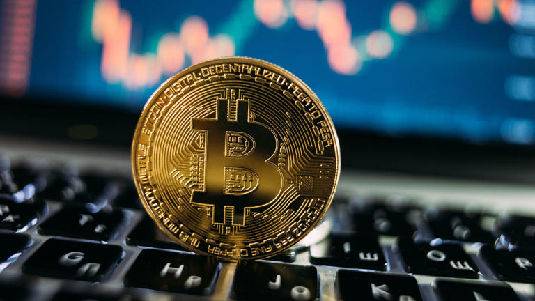 Hacker offers Bitcoin reward to break into an unpatched server running PHP