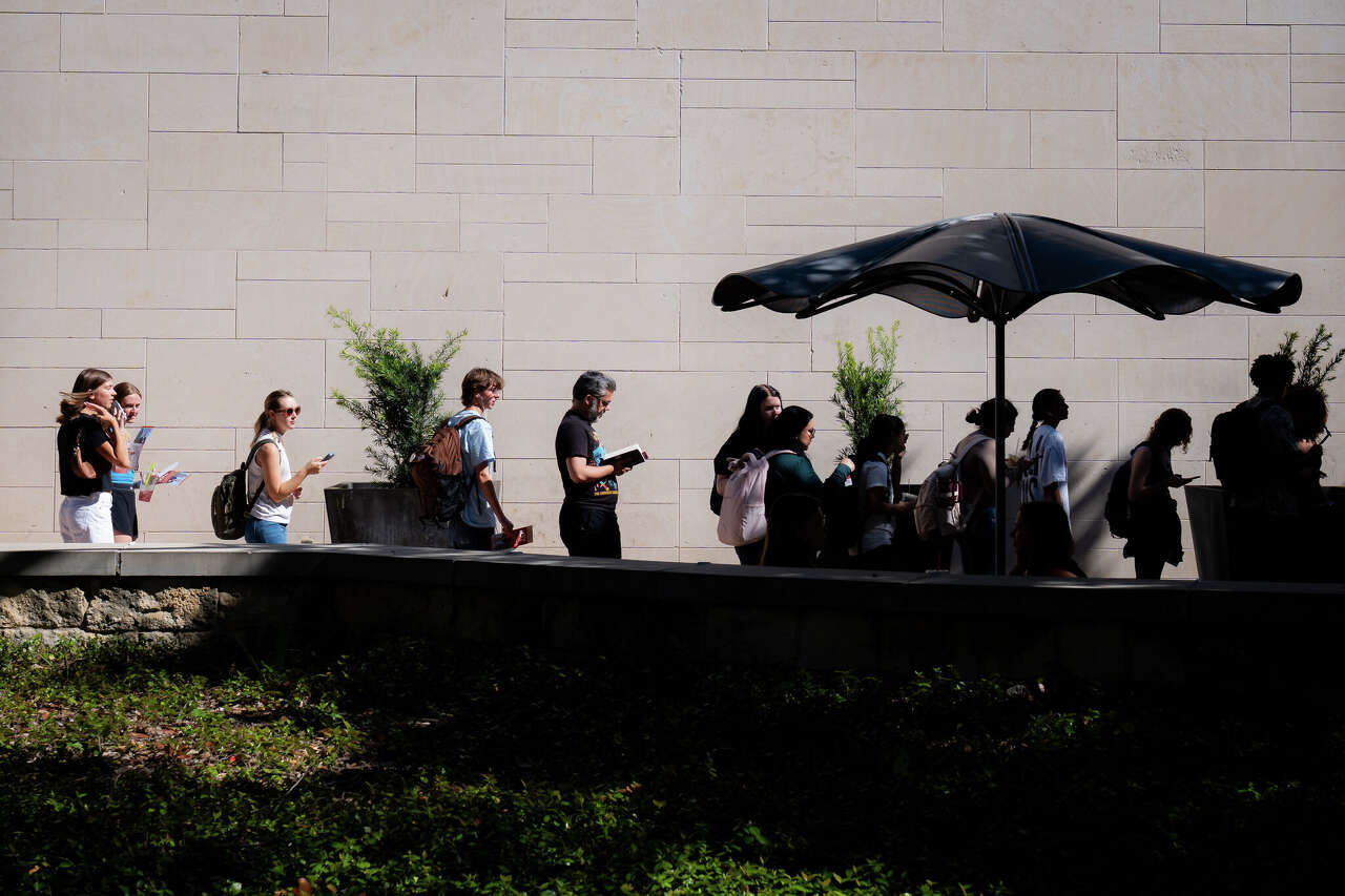 Travis County early voting on pace for midterm ballot record