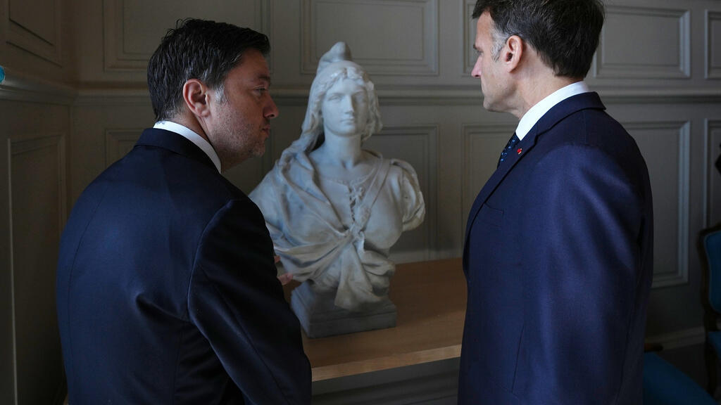 French students vow to continue protests despite concessions from ...