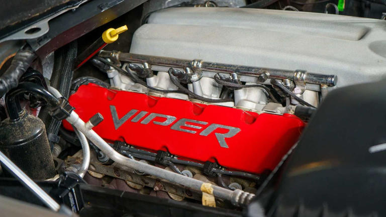 Dodge's Viper V10 pickup came in a version built to tow Vipers