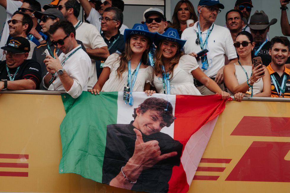 Kimi Antonelli's win + more highlights from the F1 weekend in Austin