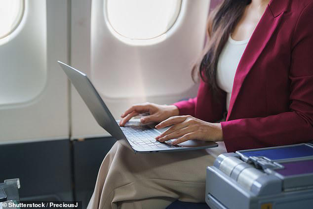 EasyJet brings Musk's Starlink wifi to flights months after Ryanair ...