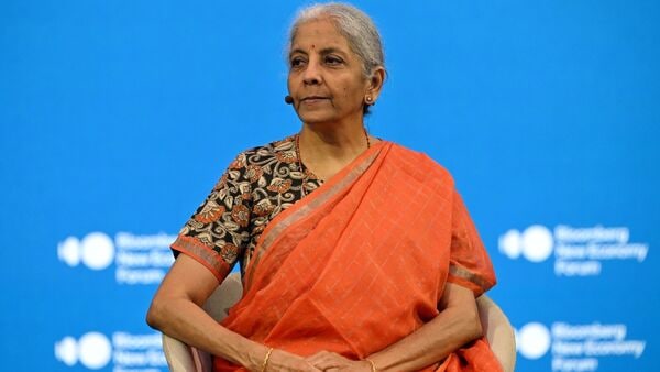 Centre committed to reducing fiscal deficit, national debt to be capped ...