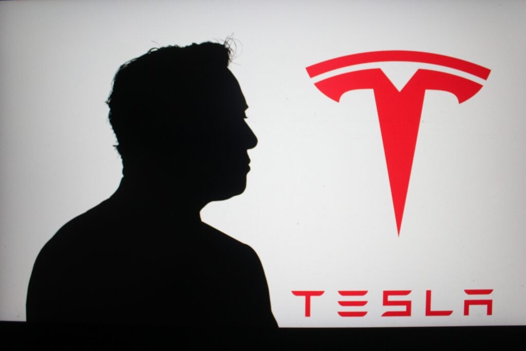 Tesla’s FSD reaches 10th EU country with Latvia approval. Here’s the ...