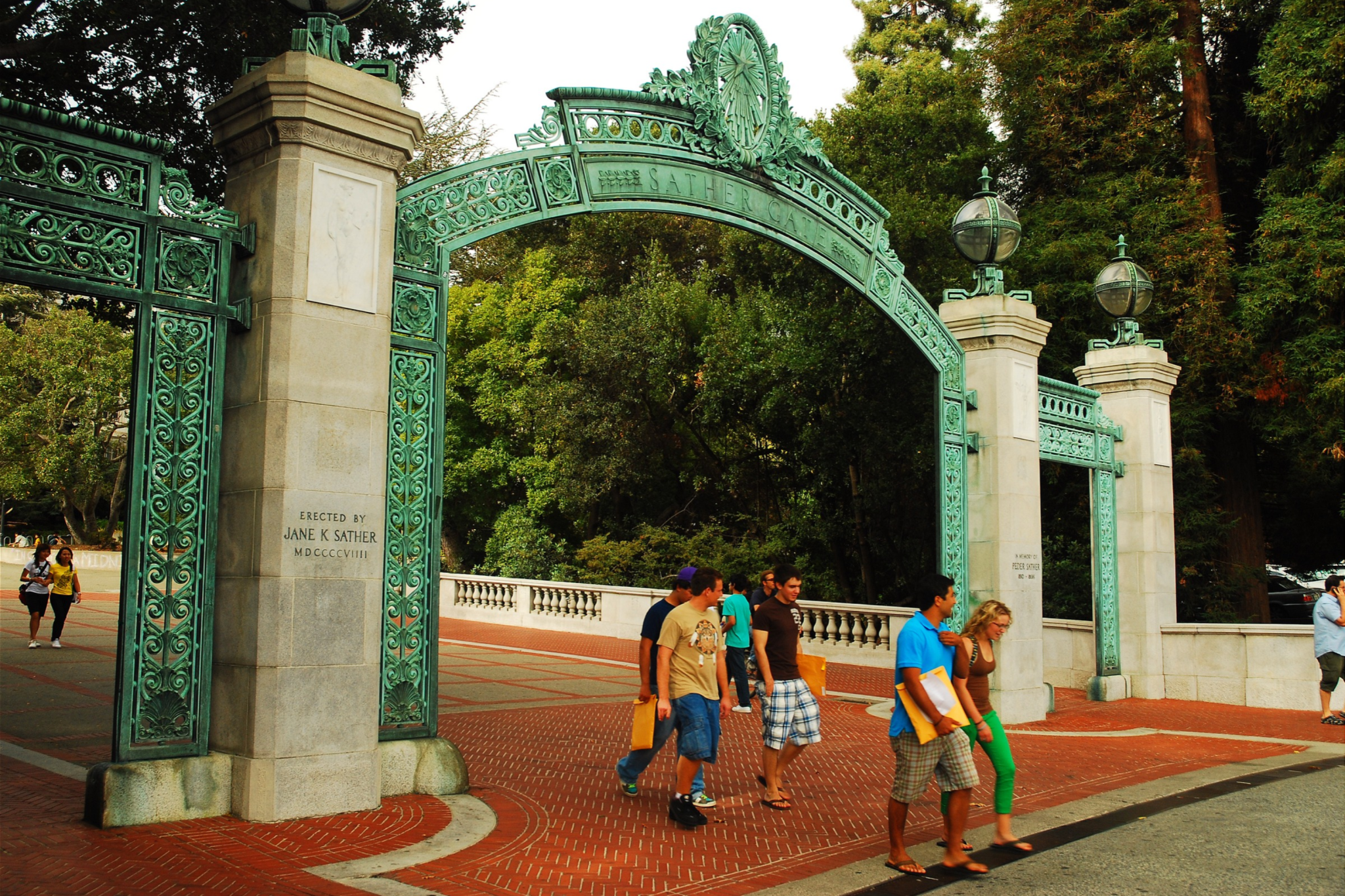Berkeley professor stops grading homework over AI—how teachers are adapting
