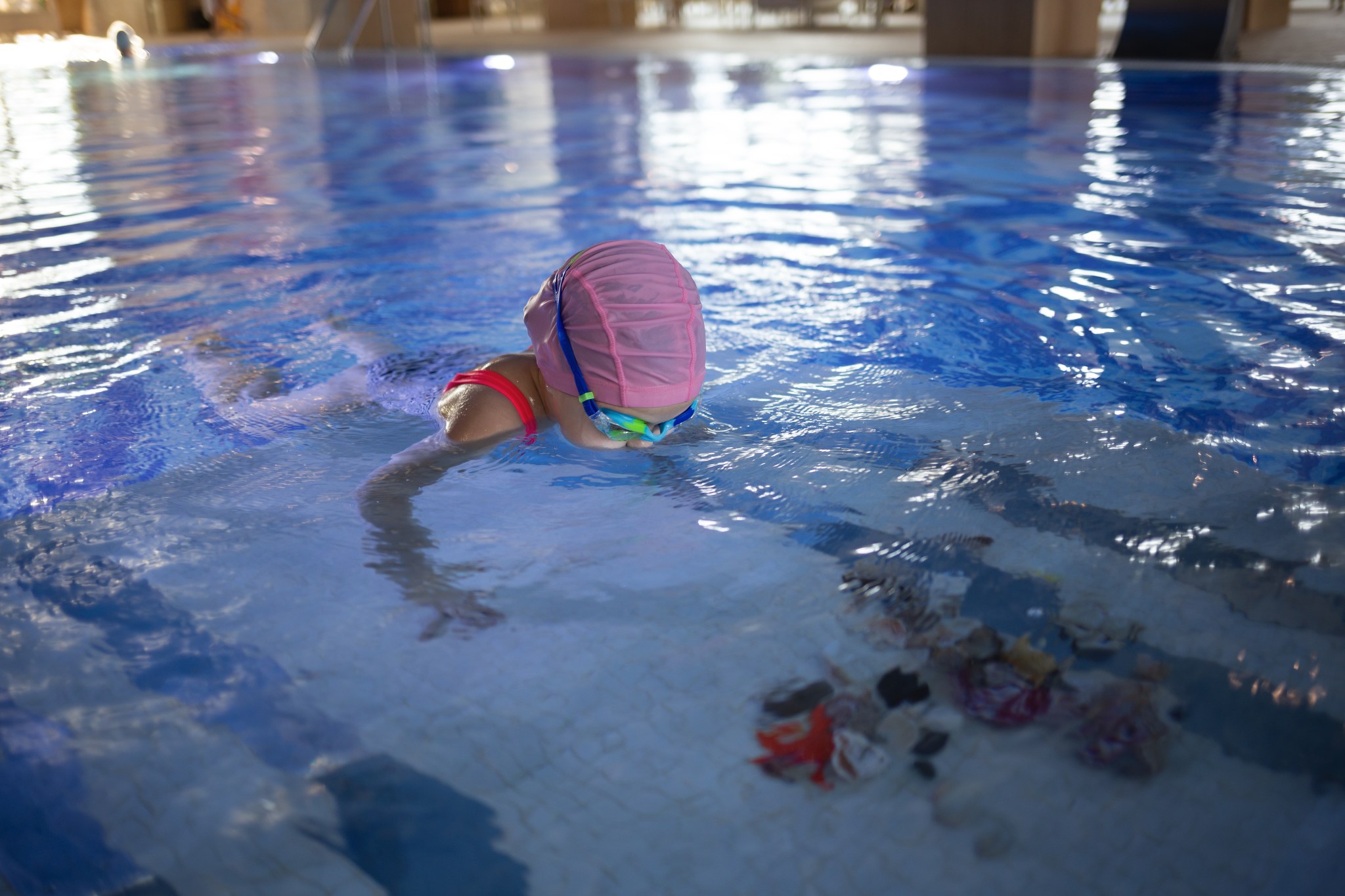 Parent offers child free swim lessons, shock over why it ends friendship