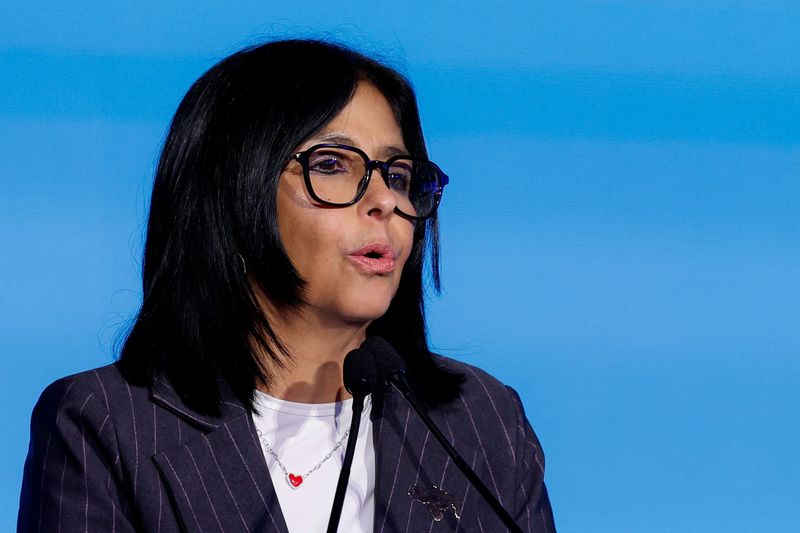 Presidenta encargada espera que diálogo brinde espacio a todos ...