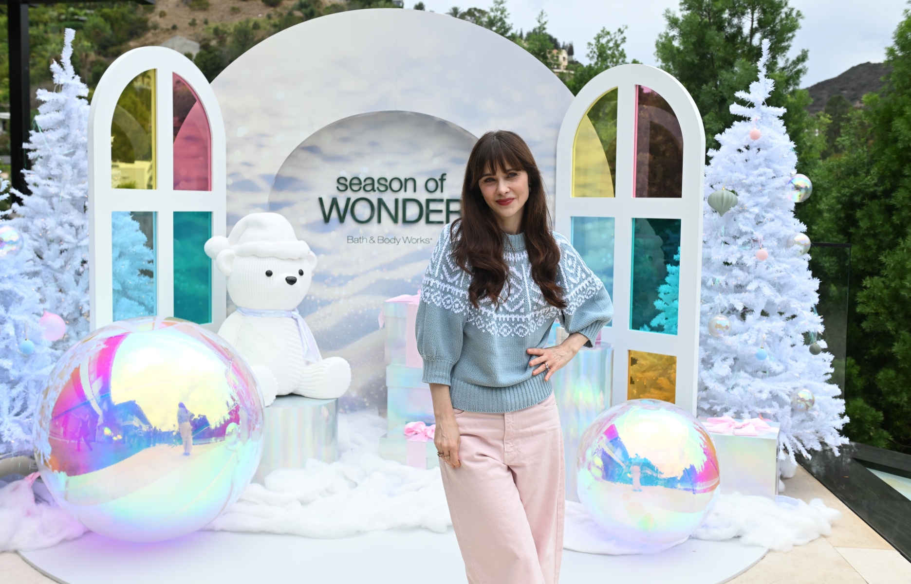Zooey Deschanel on creating 'core memories' with kids during the holidays