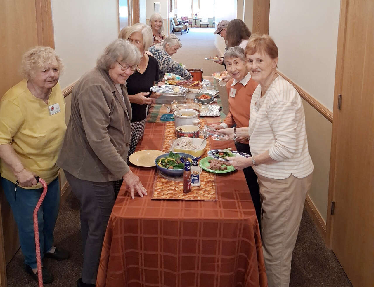 Garden club members raise $500 for projects, donations