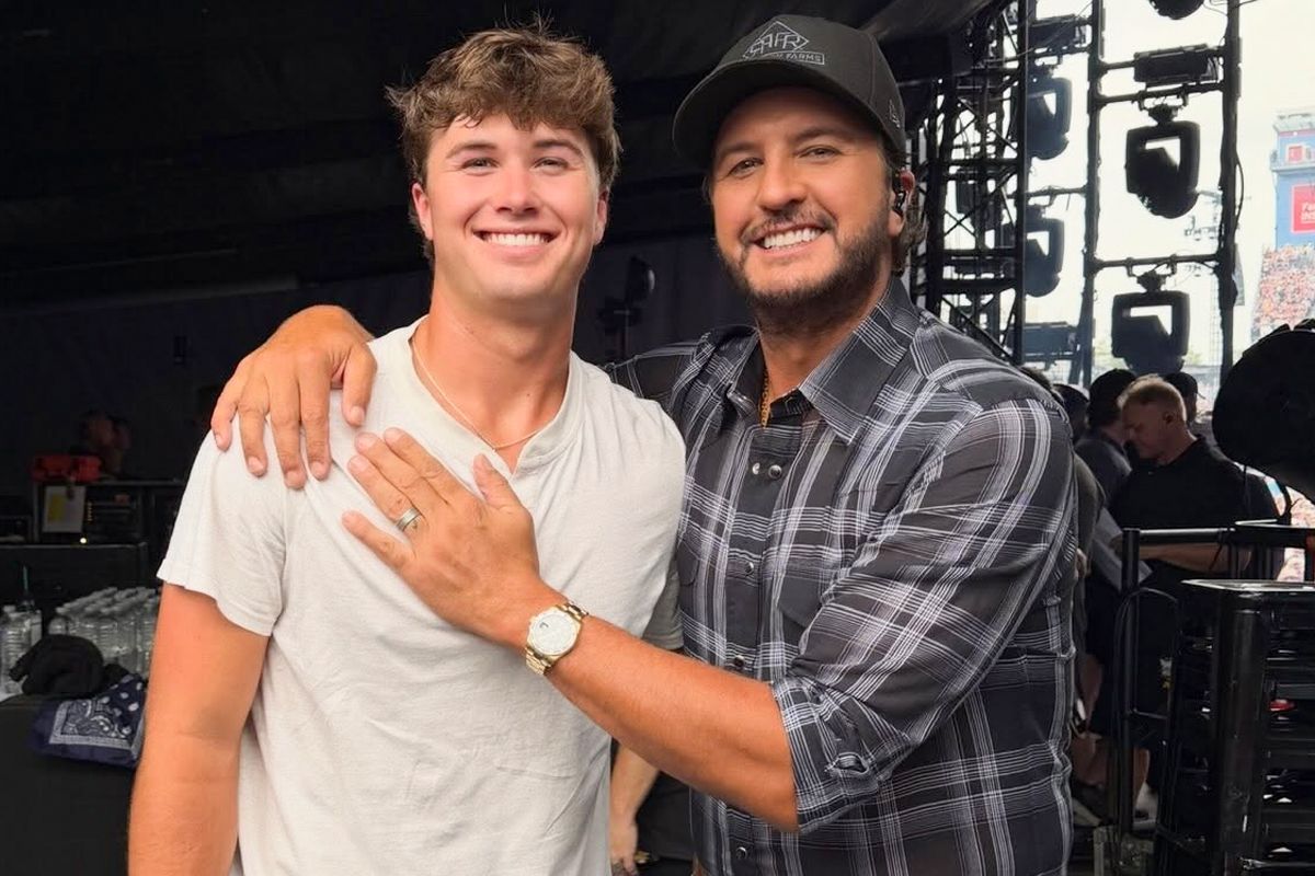 Luke Bryan’s quarterback son Bo Bryan commits to Georgia after breakout ...