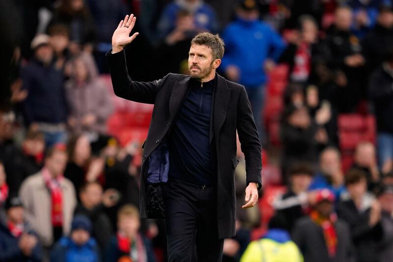 Michael Carrick arrives at Man United training ground after talks about ...