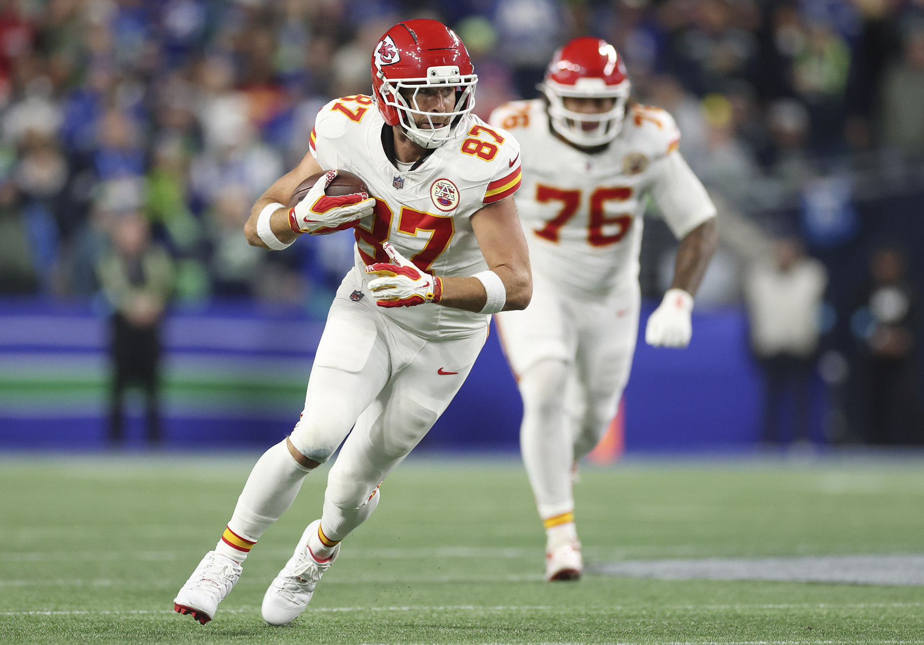 Travis Kelce turned heads with arrival to Seahawks game on Sunday Night Football