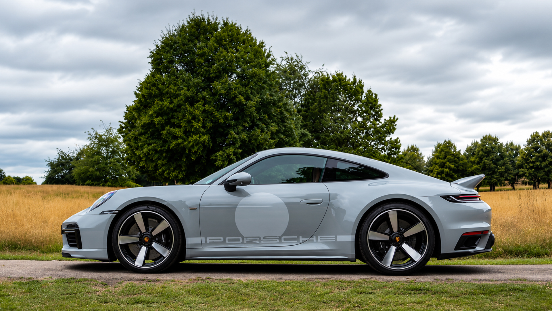 Reviewing the ultimate Porsche 911 Sport Classic