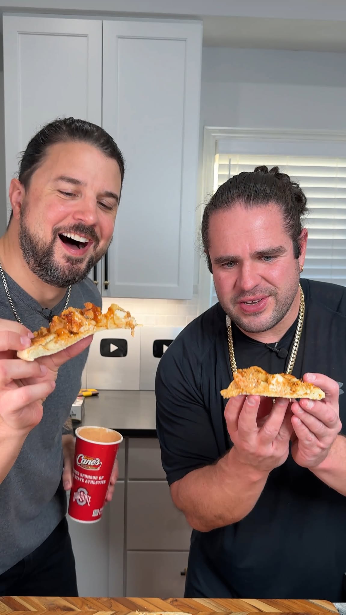 Raising Cane’s pizza hack with crispy toppings