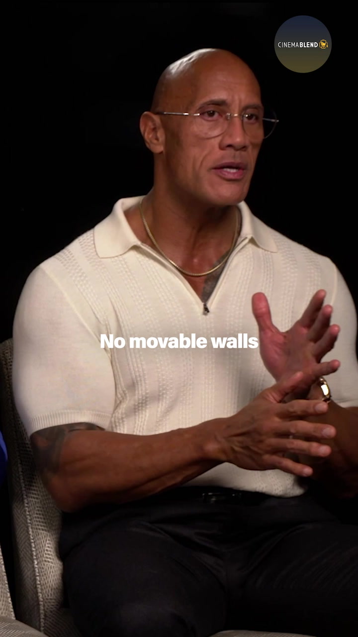 Dwayne Johnson shows off a real injury from 'The Smashing Machine'