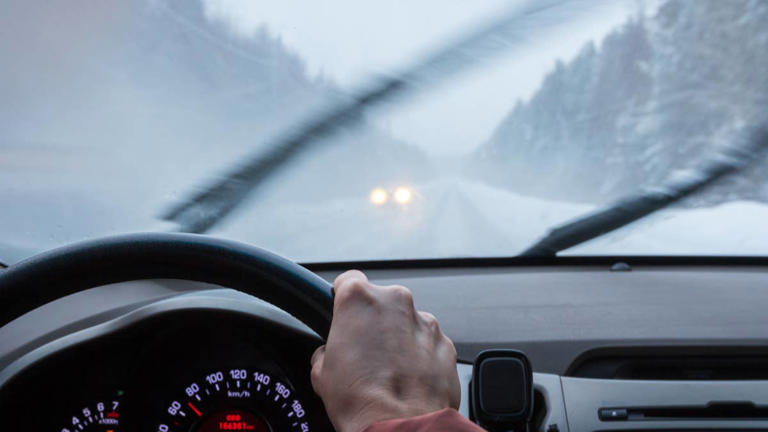 Why EVs lose so much range when temperatures drop