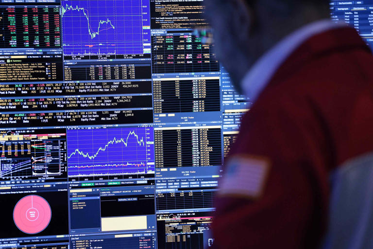 Stock Market Today: Stocks Surge to Begin Busy Week of Tech Earnings ...