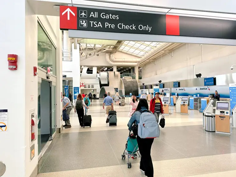 I've spent decades flying. These 5 airport shortcuts actually save time