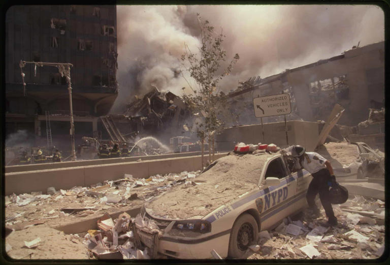 9 famous photos that reveal a different side of history