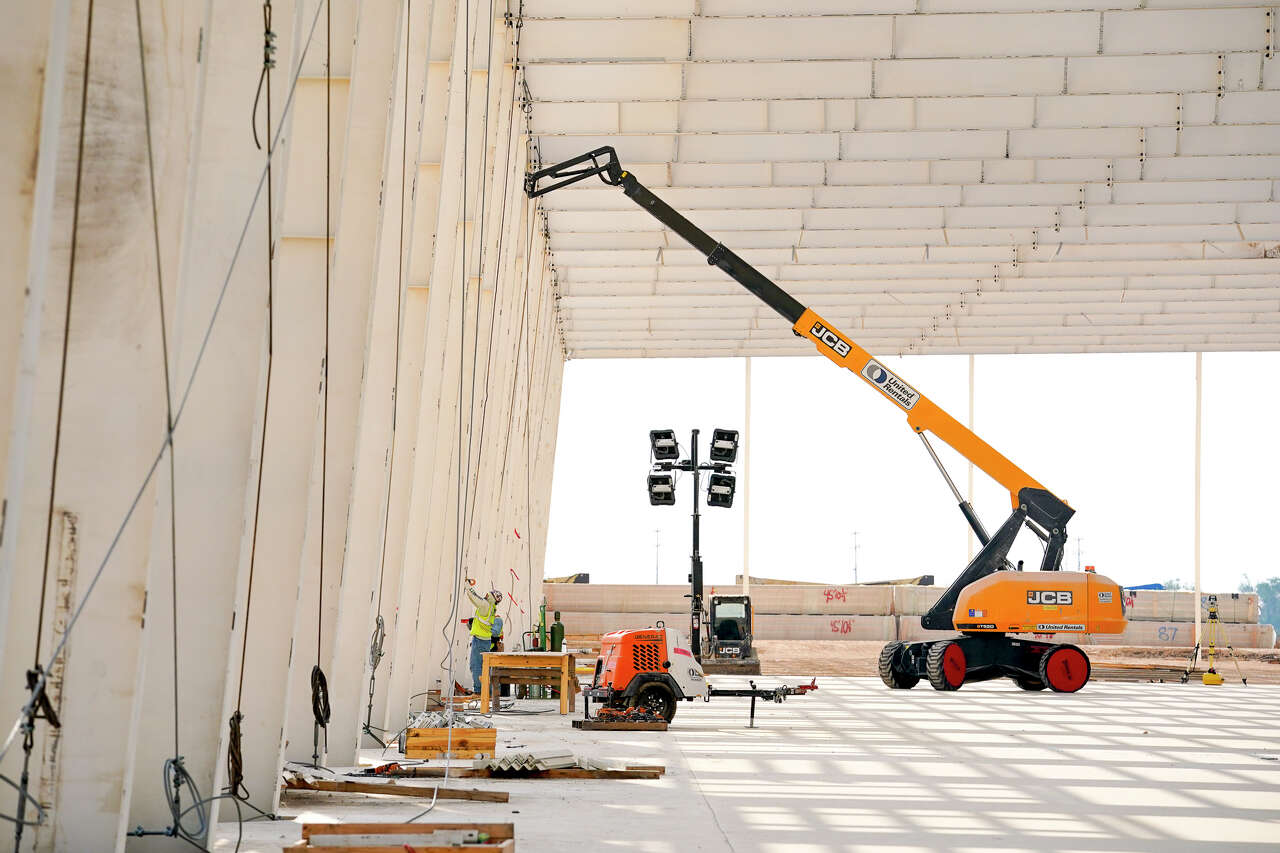 JCB plans $8M San Antonio dealership as work continues on South Side ...