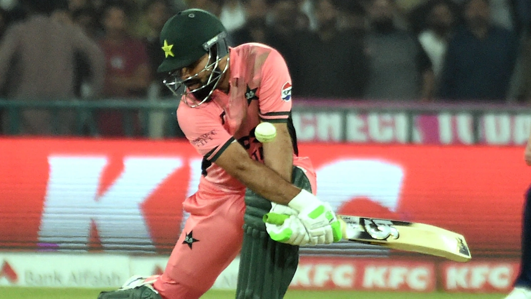 Haris Rauf, Will Jacks clash during Pakistan's record win