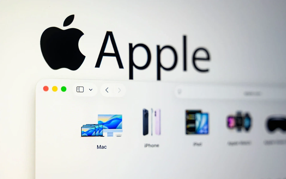Apple promotes Rajesh Ambati as veteran display leaders step back