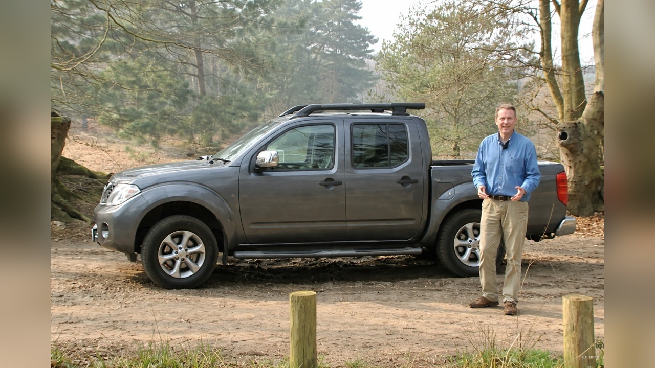 Throwback to the Nissan Navara pickup's V6 diesel update