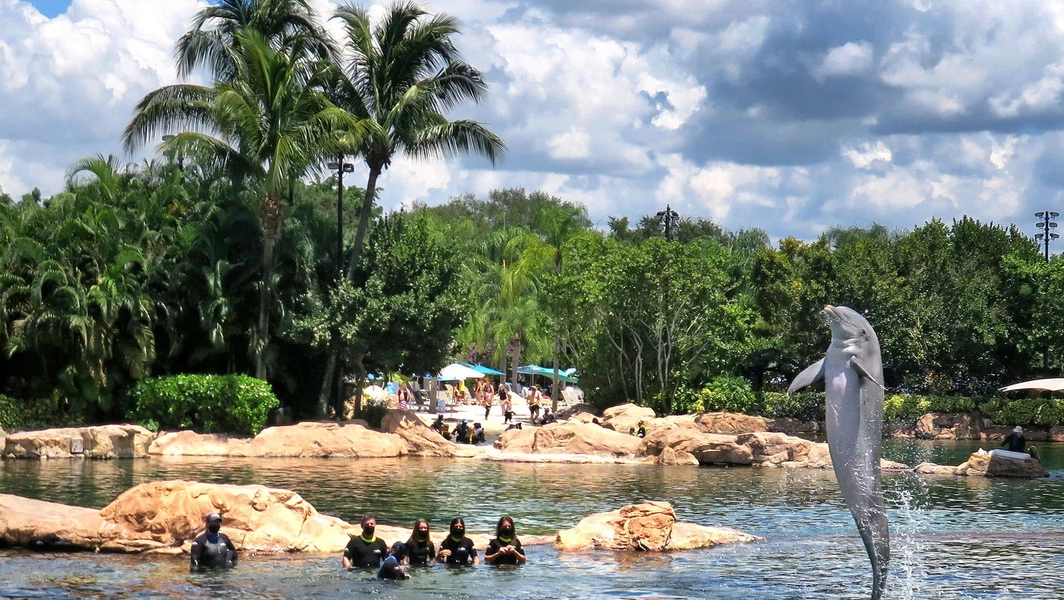 Your perfect splash day at Aquatica Orlando