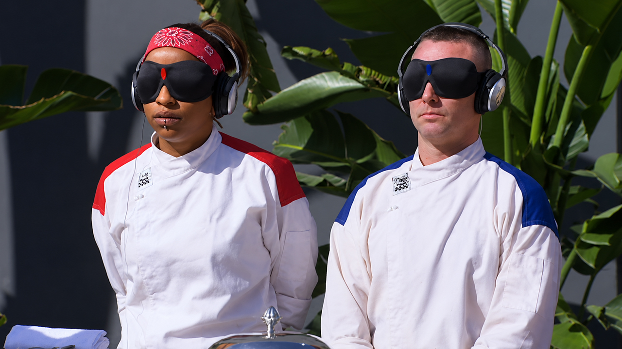 Chefs struggle to identify ingredients in blindfold challenge