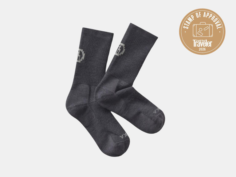 These compression socks help increase blood flow and reduce swelling at ...