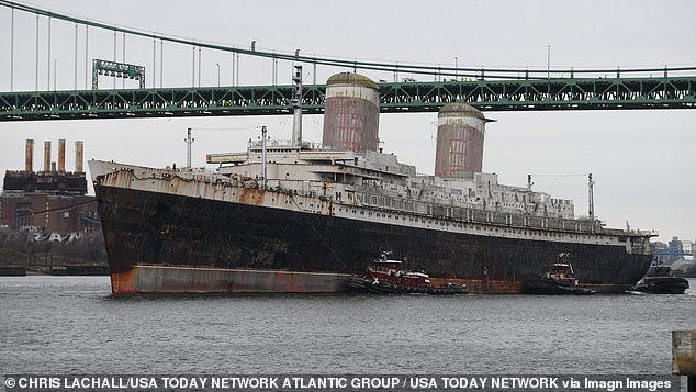 Historic SS United States to be deliberately sunk off Florida coast
