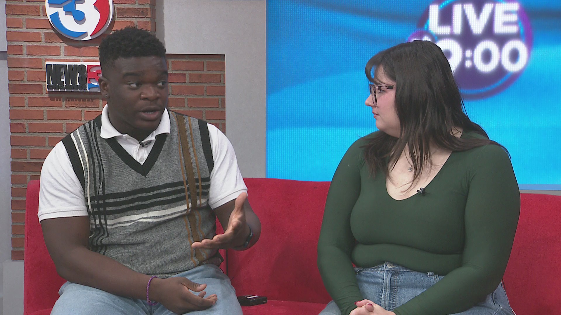 Actors Zoe Vales and Recco Sargent discuss musical 