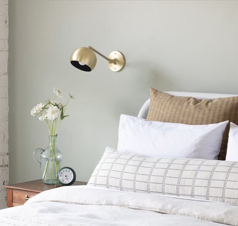 8 paint colors designers say can make your whole home look instantly ...
