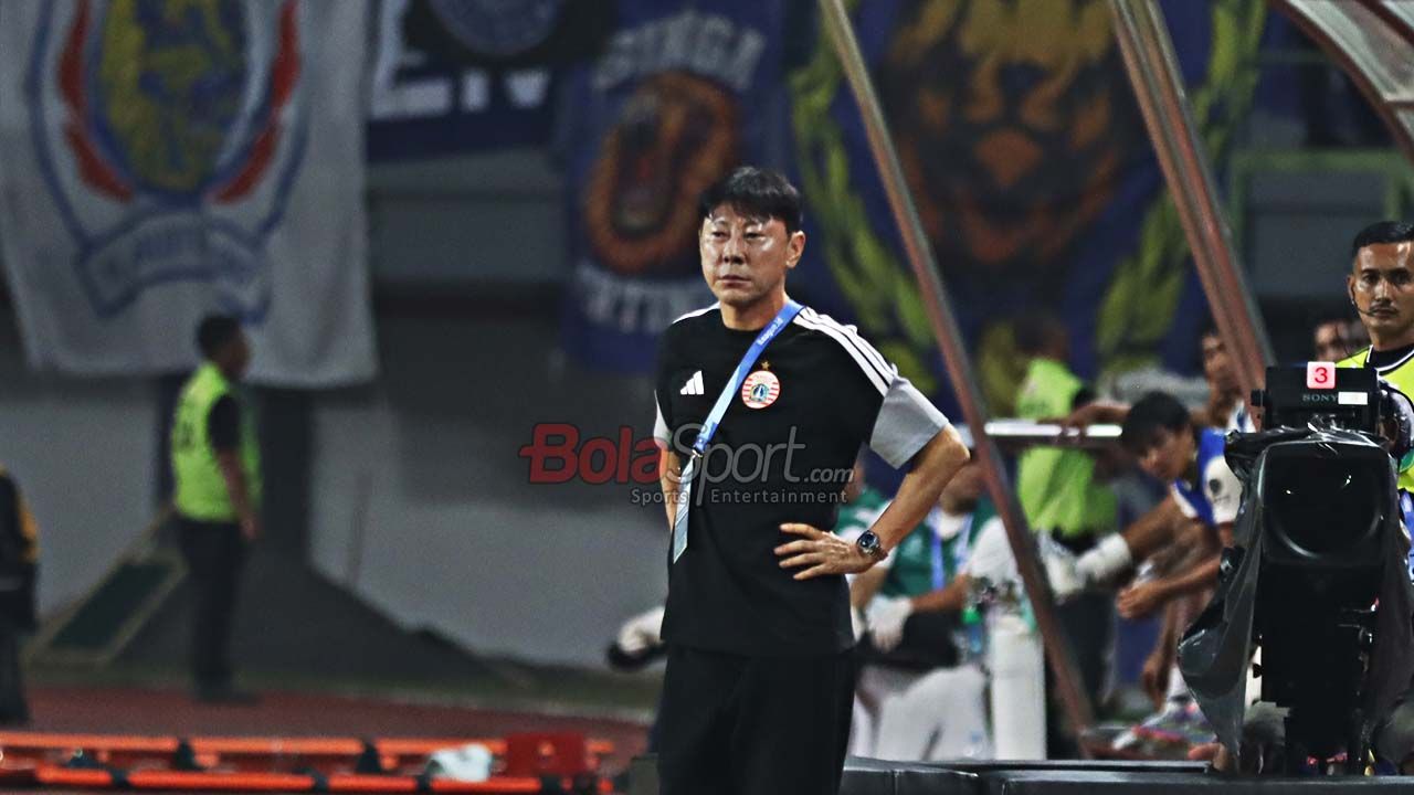 Persija kalahkan Persik, Shin Tae-yong soroti kualitas rumput JIS dan ...