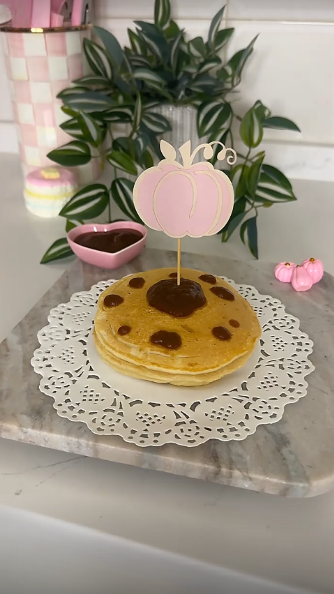 Homemade pumpkin spice sauce for pancakes