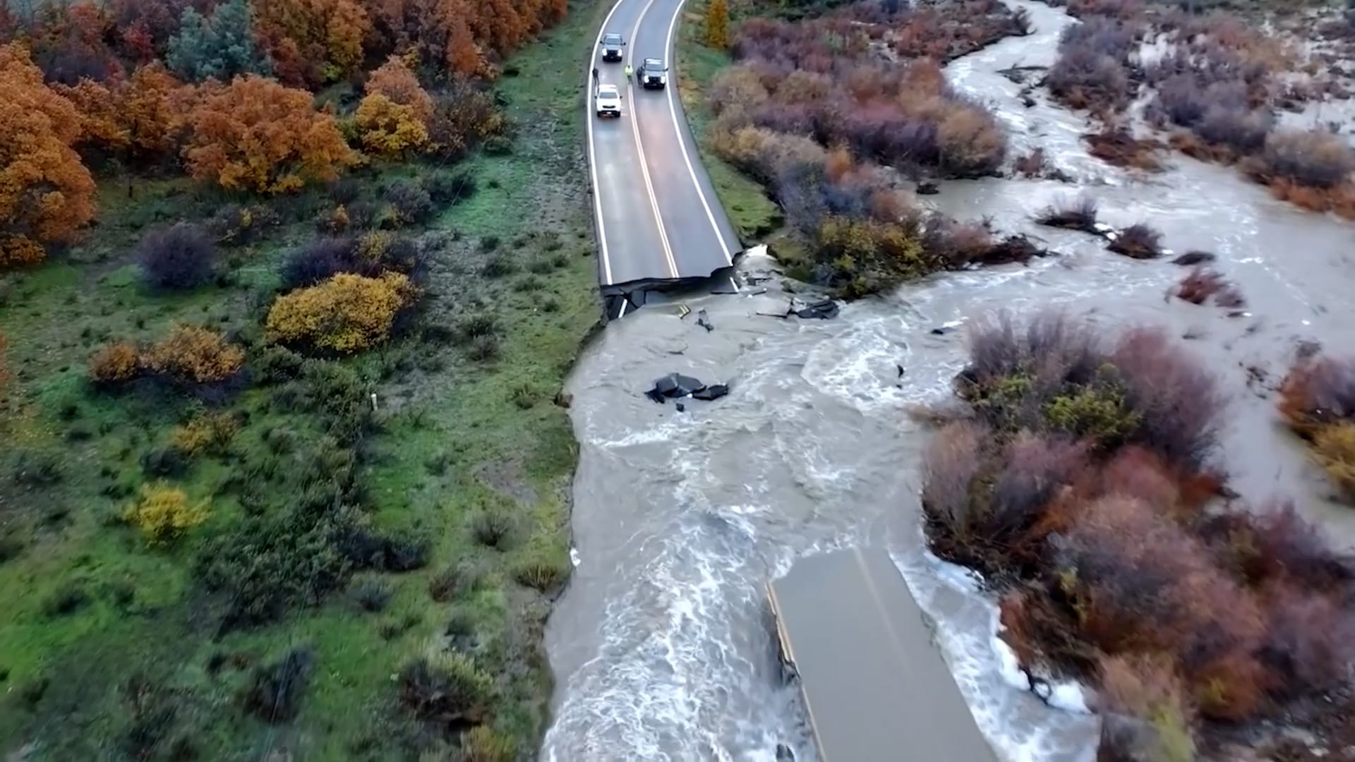 Video shows collapsed sections of highway after flooding in Colorado