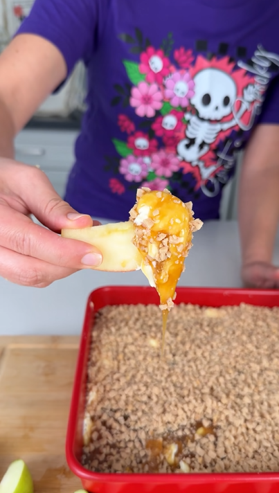 Easy 3-ingredient caramel apple dip recipe