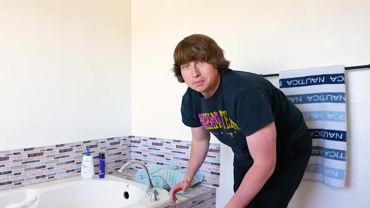 Matthew Beem builds a hidden gaming room under a bathtub