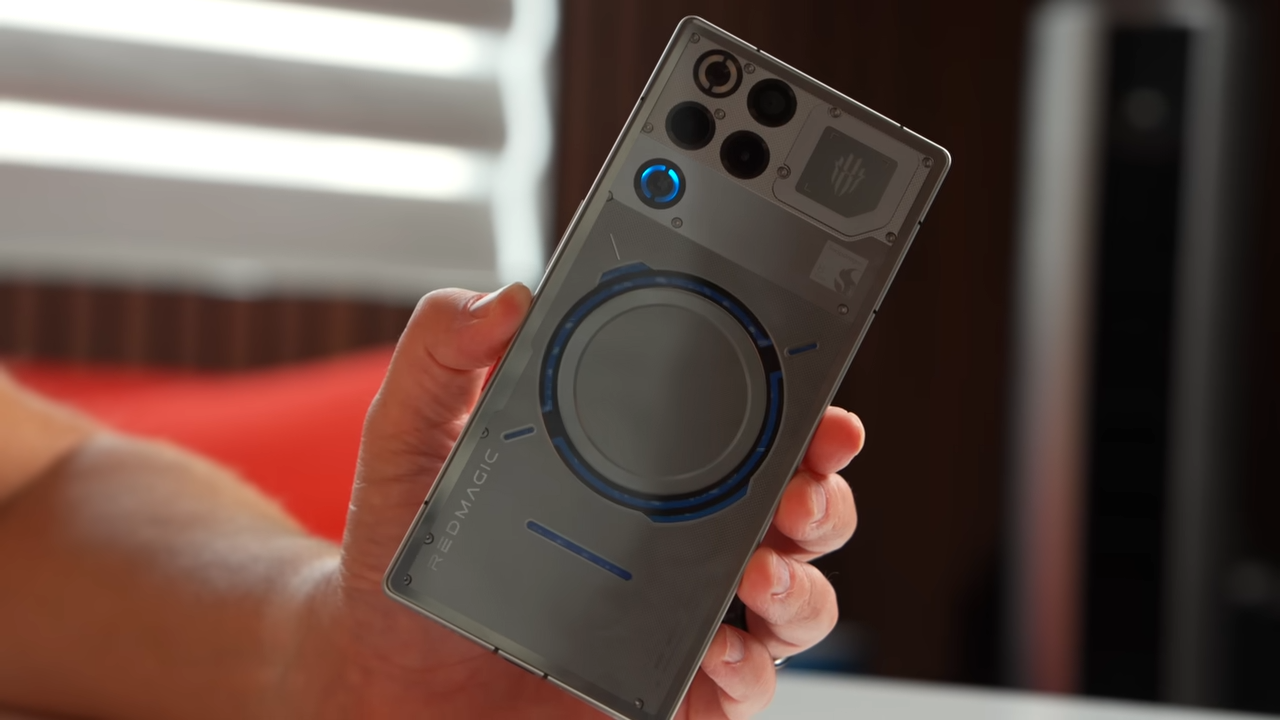 REDMAGIC 11 Pro tested under heavy load