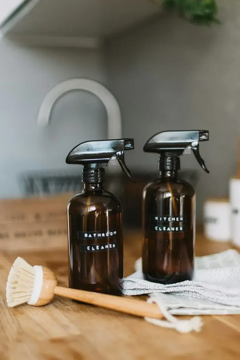 Grout cleaning methods compared: baking soda, vinegar, and steam