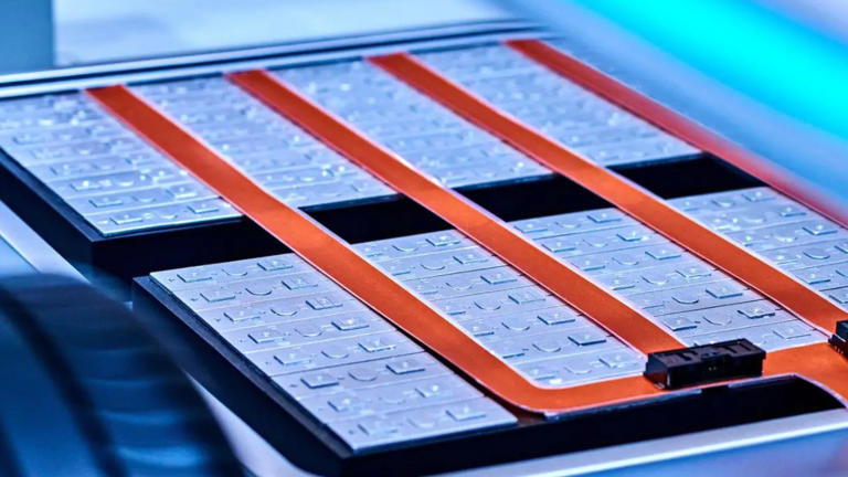 New silver additive boosts lithium battery energy to 467 Wh/kg, retains ...