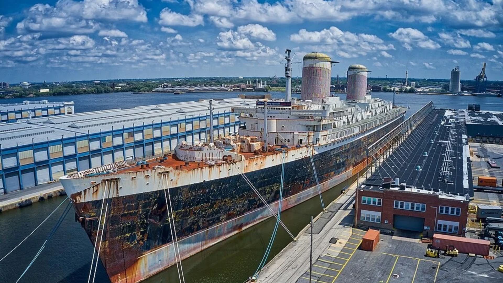 World’s largest artificial reef: Nearly 1,000-foot ocean liner to sink ...
