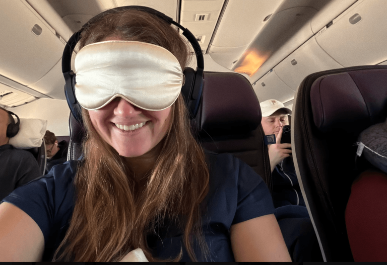 This under-$30 eye mask helps me sleep on red-eyes