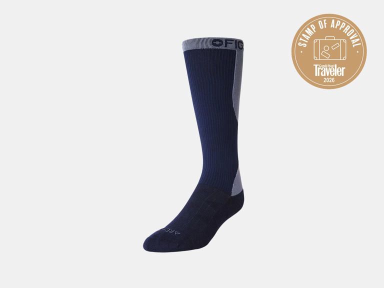 These compression socks help increase blood flow and reduce swelling at ...